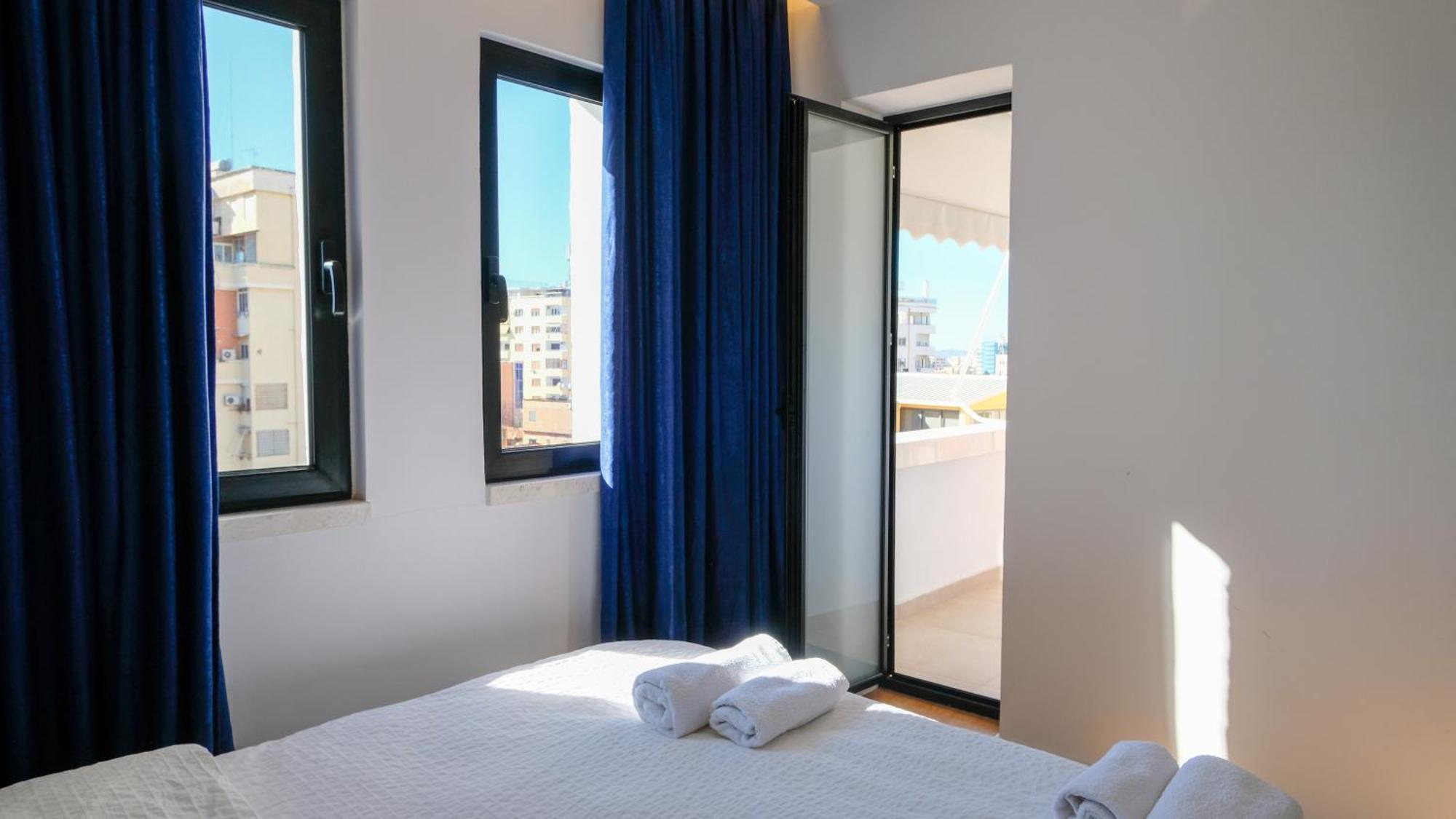 2E Center Apartment Тирана Екстериор снимка