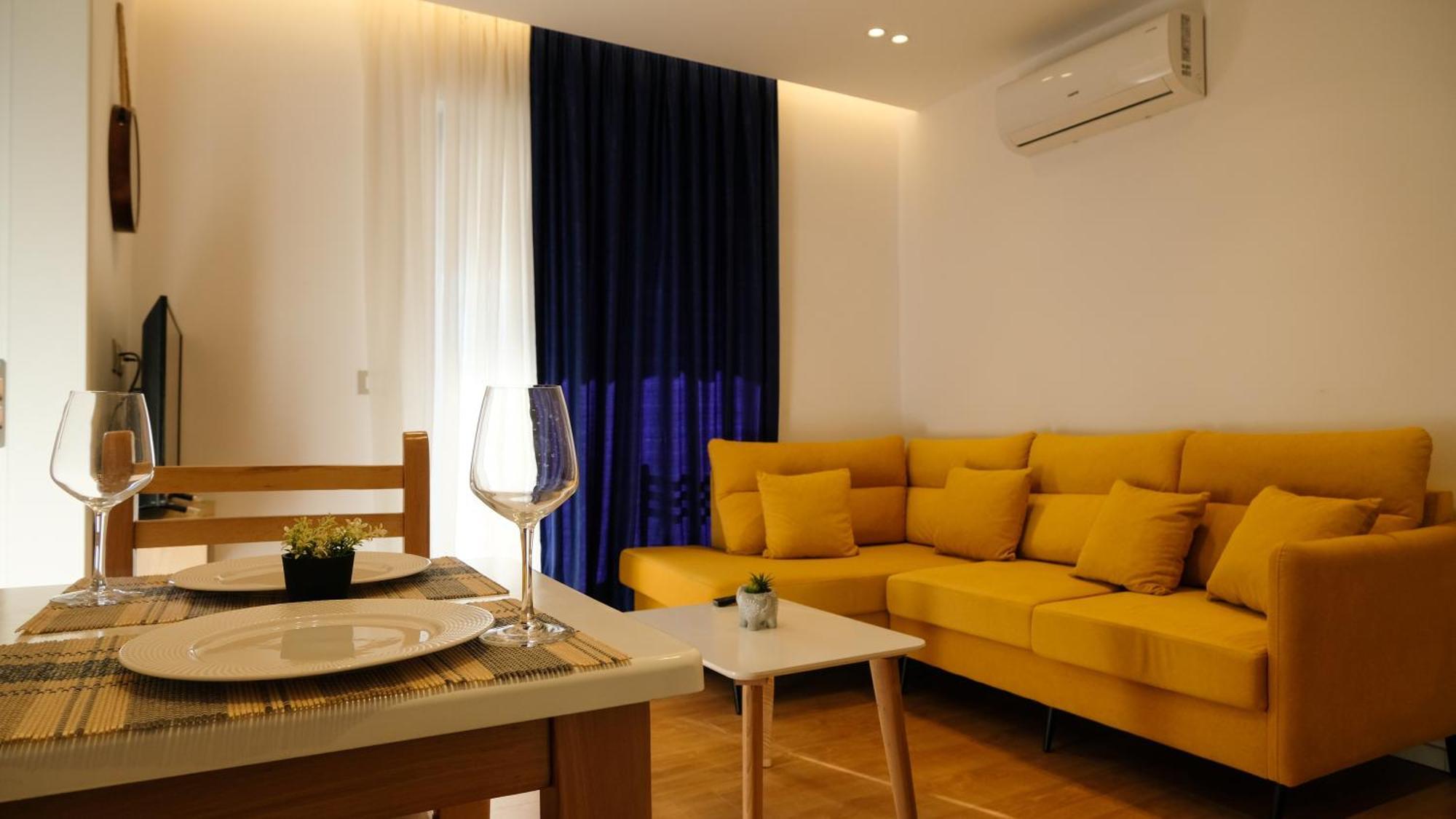 2E Center Apartment Тирана Екстериор снимка