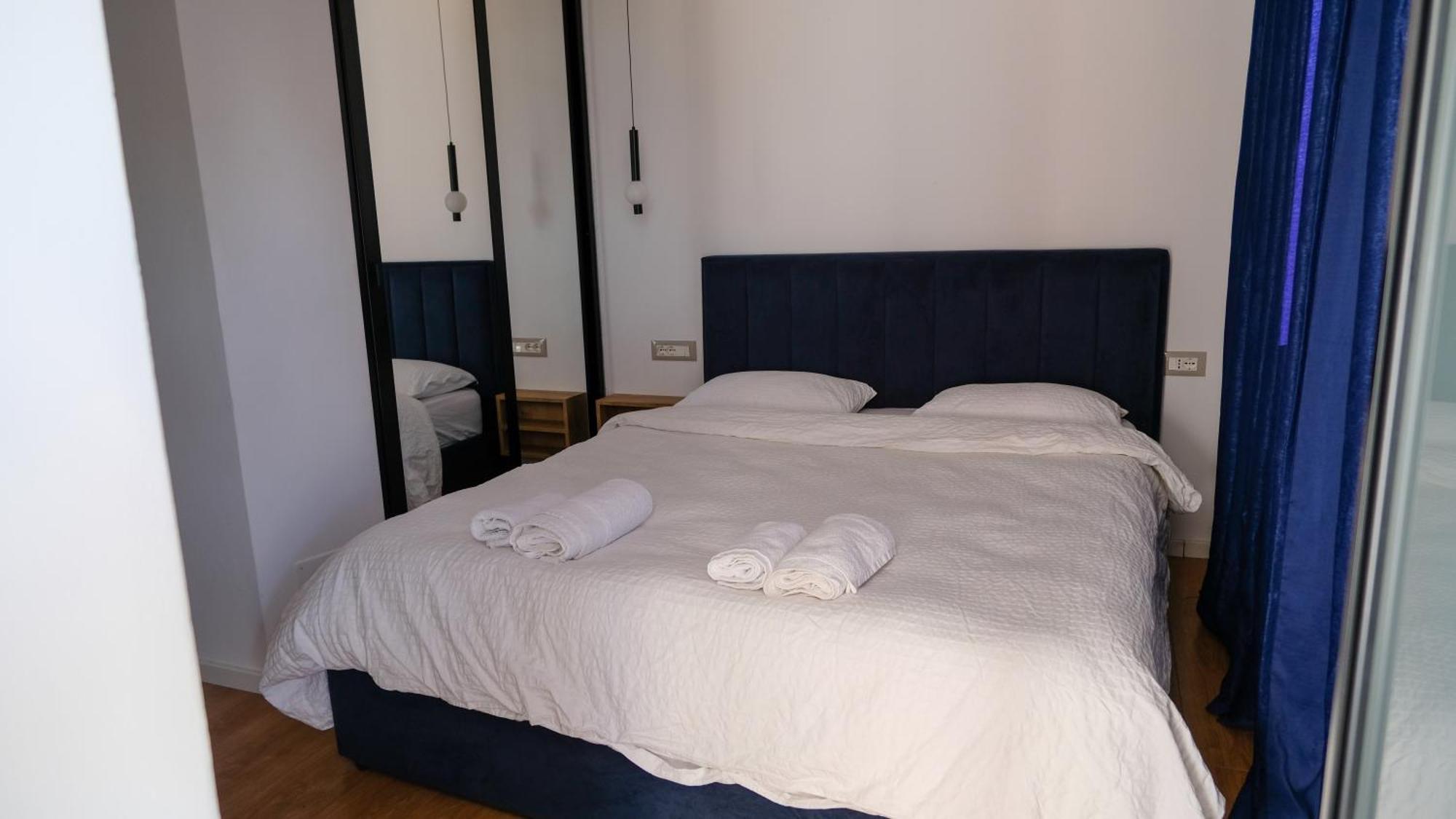 2E Center Apartment Тирана Екстериор снимка
